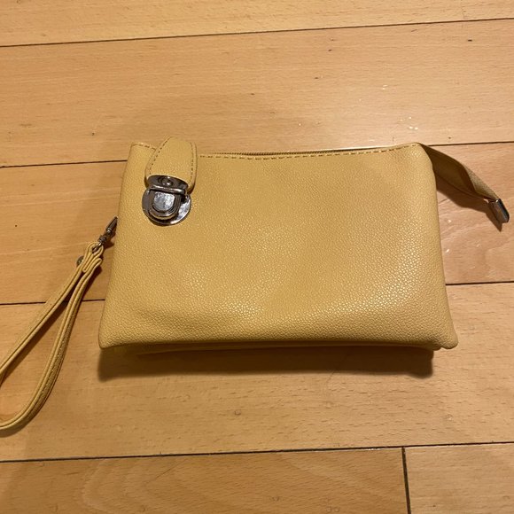 NWOT Faux Leather Yellow Shoulder Bag, Crossbody or Wristlet - Picture 2 of 10